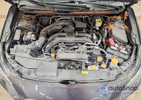 2018 Subaru Impreza Limited из США, поврежденный, VIN 4S3GTAT67J3748000